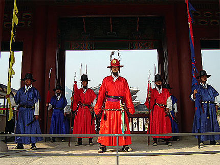Gardes du Palais Royal Gyeongbok