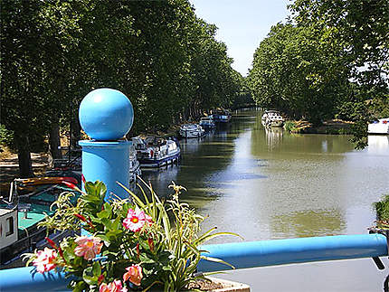 Canal du Midi à Homps