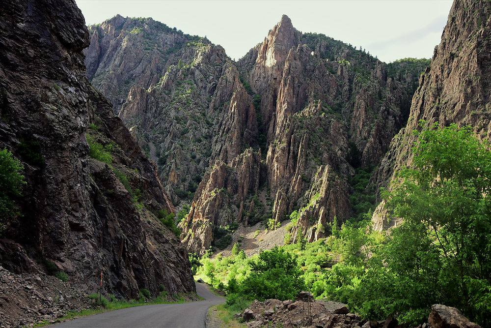 Route dans le fond de Black canyon of the Gunnison