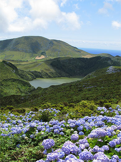 Caldeira Funda et son lac Caldeira Funda et son lac