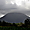 Le volcan Arenal dans les nuages