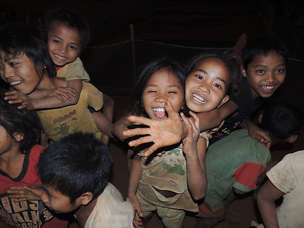 Enfants du Laos
