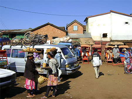Dans la gare routière d'Antsirabe