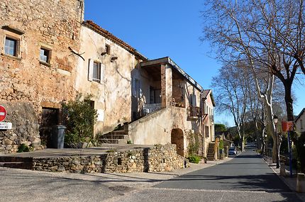 Village de Mourèze dans l'Hérault