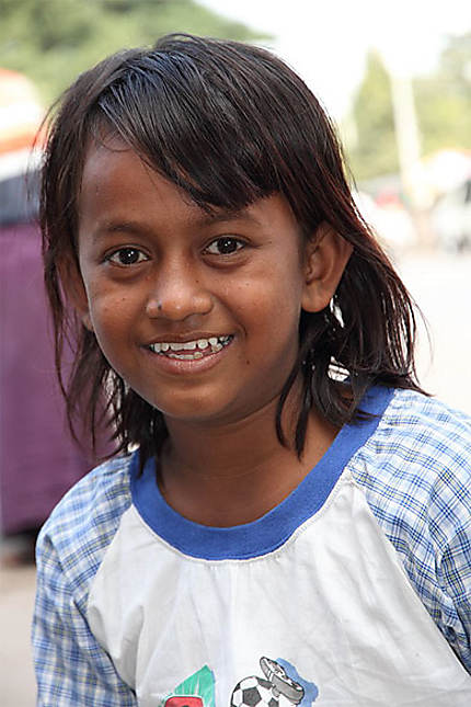 Portrait d'enfant birman