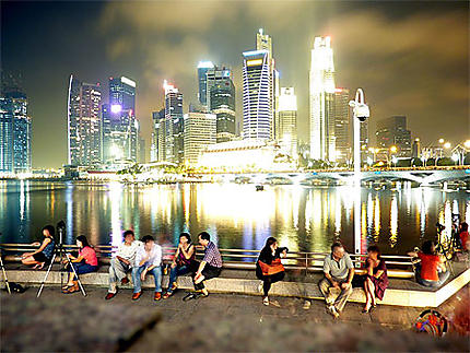 La city de Singapour de nuit