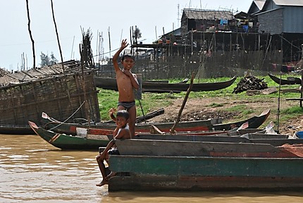Village flottant de Kumpung Phluck 