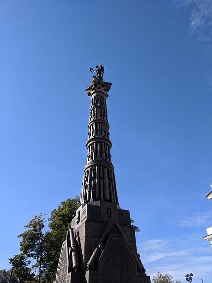 Colonne de la Cathédrale de la Trinité