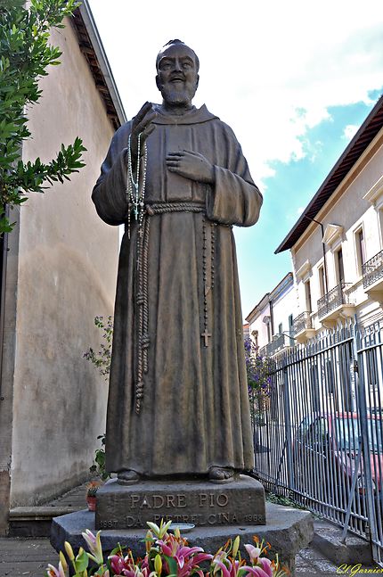 Padre Pio Da Pietrelcina