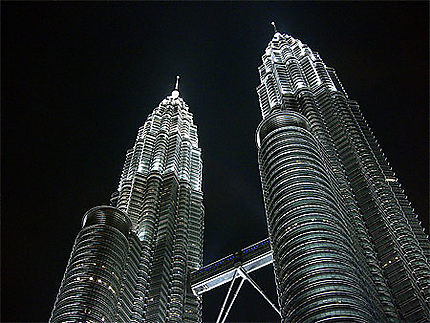 Kuala Lumpur Tours Petronas