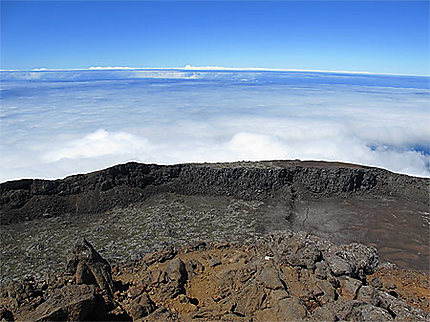 Vue depuis le sommet du Pico (2351 m)