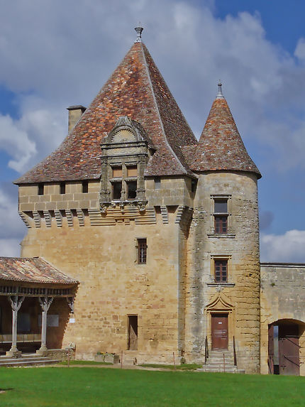 Partie intérieure du château de Biron