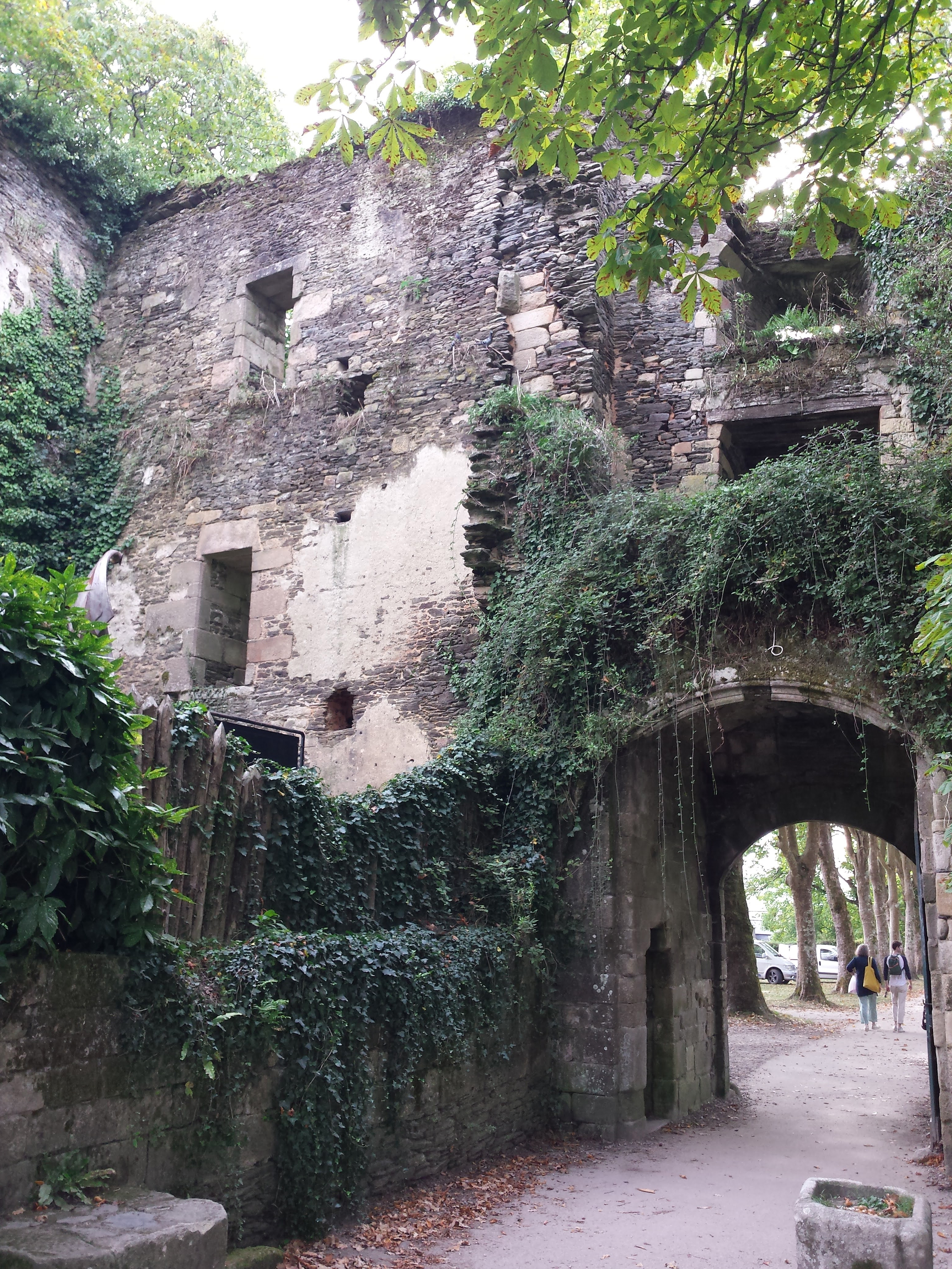Rochefort-en-terre, parc du château Rochefort-en-terre, parc du château