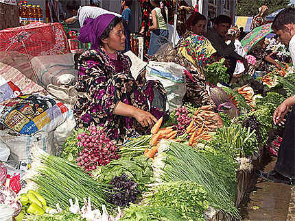 Au Bazar de Bibi Khanoum (Samarcande)