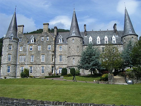 Château sur le Loch Achray Château sur le Loch Achray