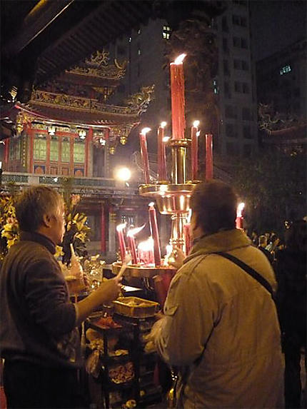 Temple de Longshan au soir
