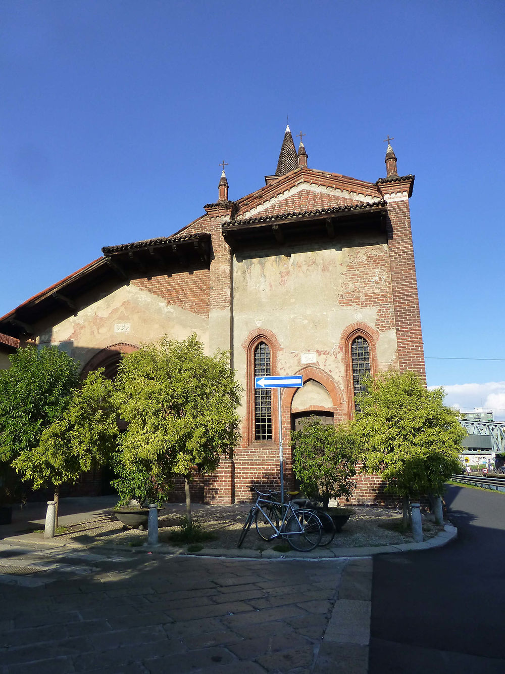 Petite église milanaise