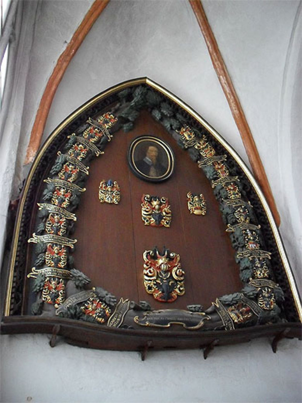 Sankt-Jakobi-Kirche : un armorial