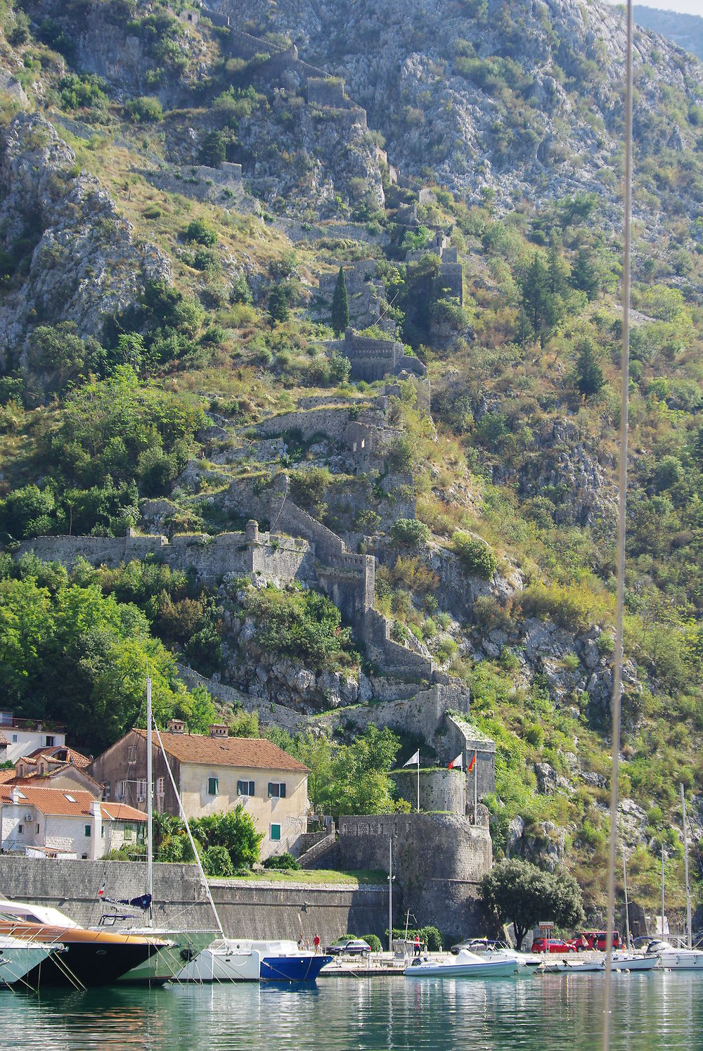 Montée vers le château