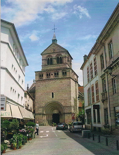 Devanture de la Basilique Saint-Maurice
