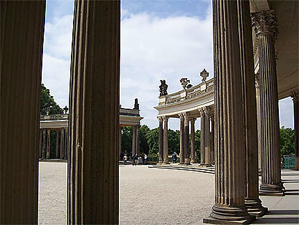 Colonnade de Sans-Souci