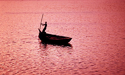 Barque sur le Gange