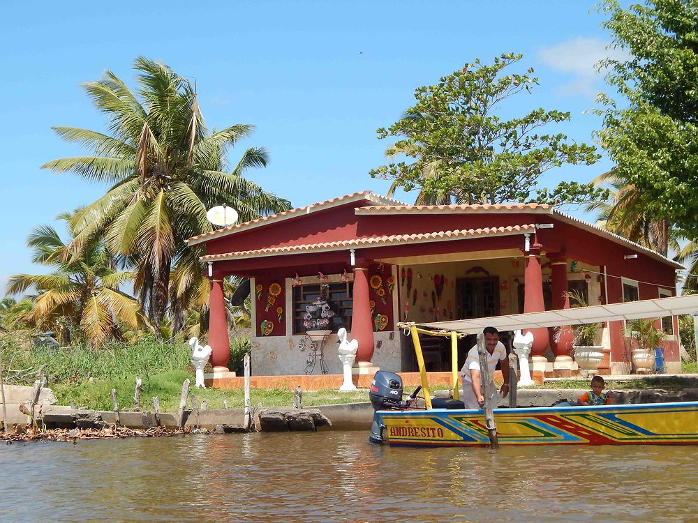 Maison sur pilotis de Sinamaica