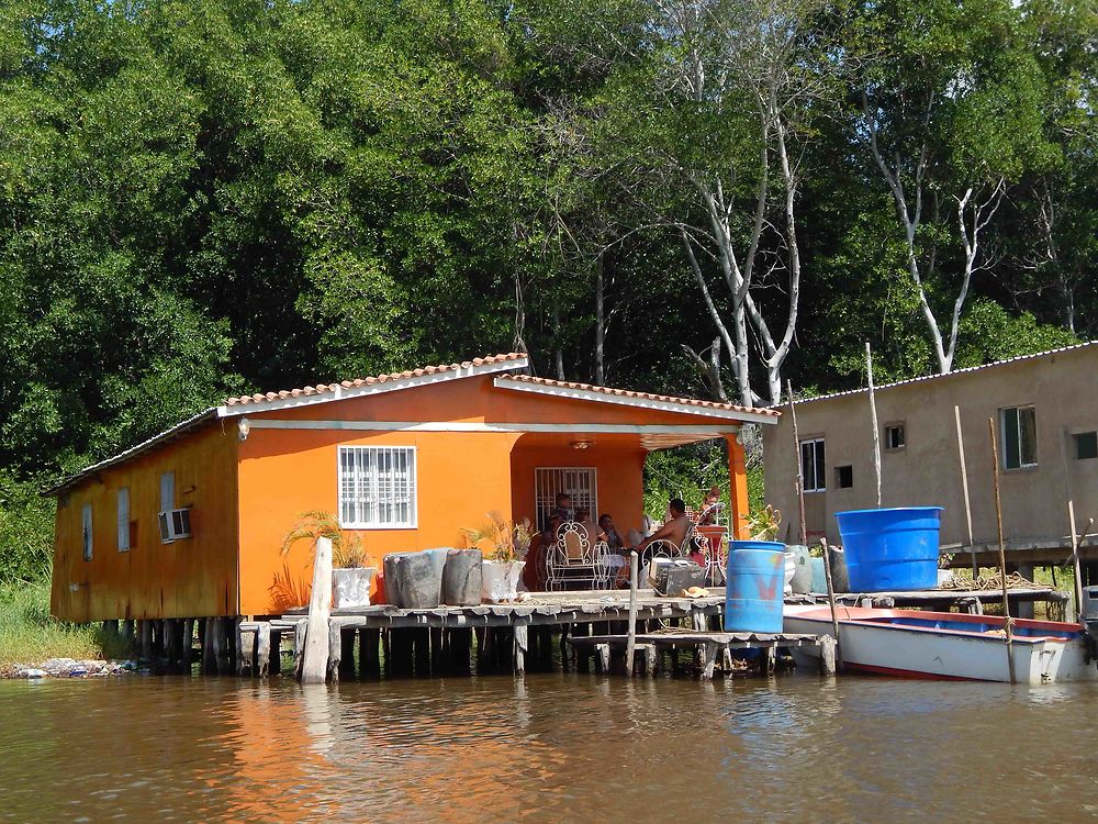 Maison sur pilotis de Sinamaica