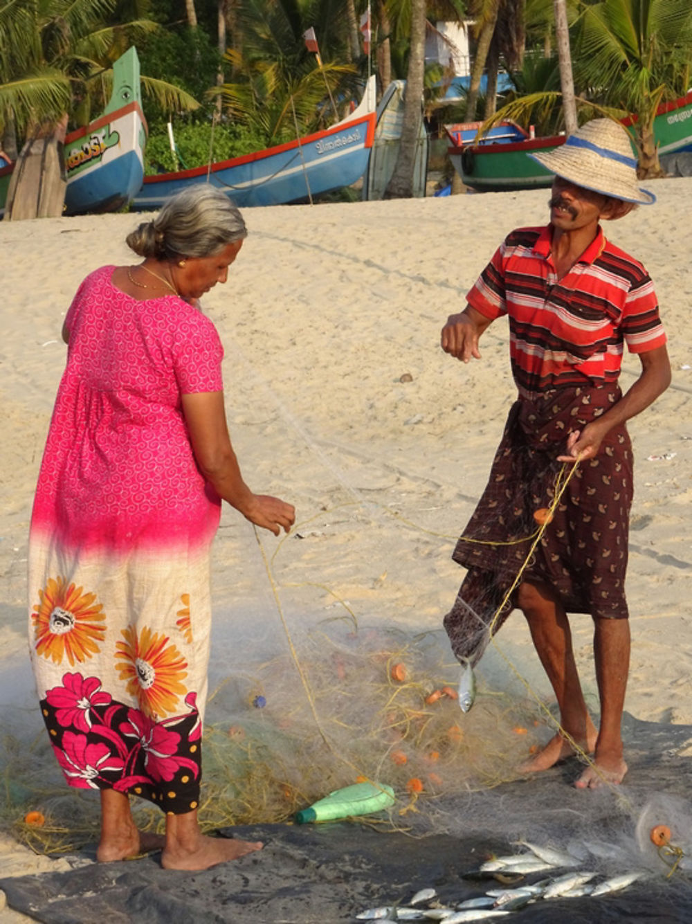 Remontée des filets sur la plage de Kovalam