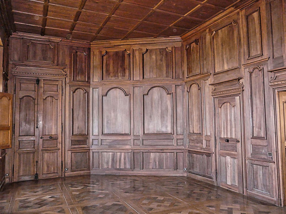 Pièce du château de Biron tout en bois