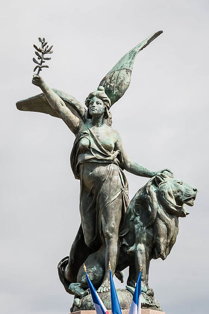 Vichy - La statue de la République