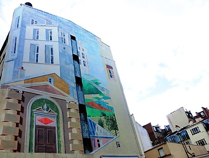 Grande fresque sur immeuble