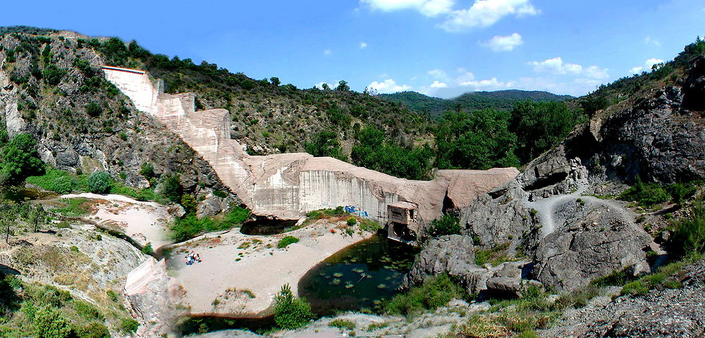 Ruines du barrage de Malpasset