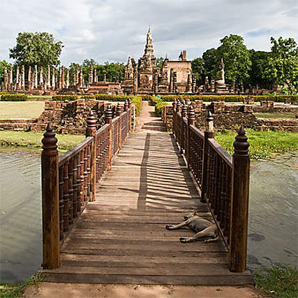 Sieste à Sukhothaï