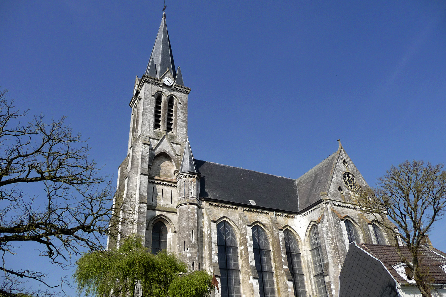 Eglise Saint-Pierre Eglise Saint-Pierre