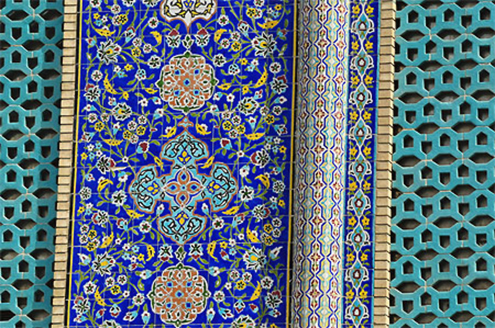 Détail de la mosquée Ali bin Abitaleb