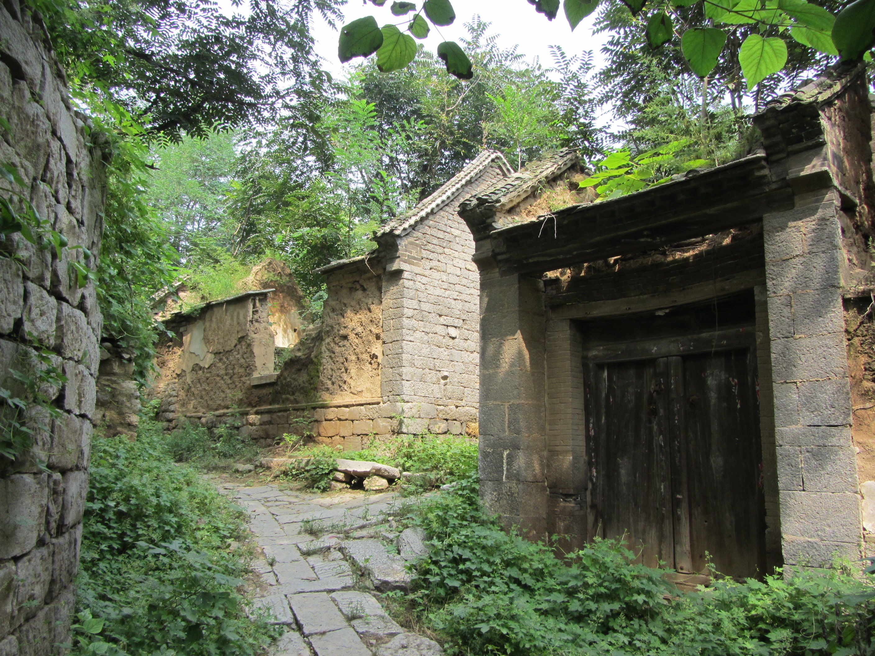 Zhujiayu, village en partie abandonné