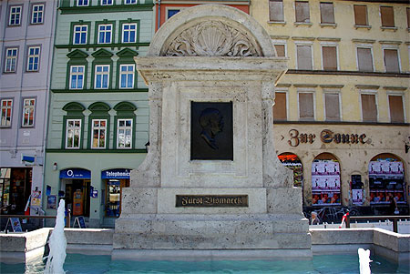 La fontaine "Bismarck" La fontaine "Bismarck"