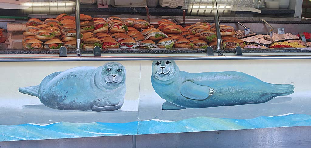 Une poissonnerie Une poissonnerie