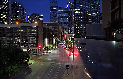 Dallas By night