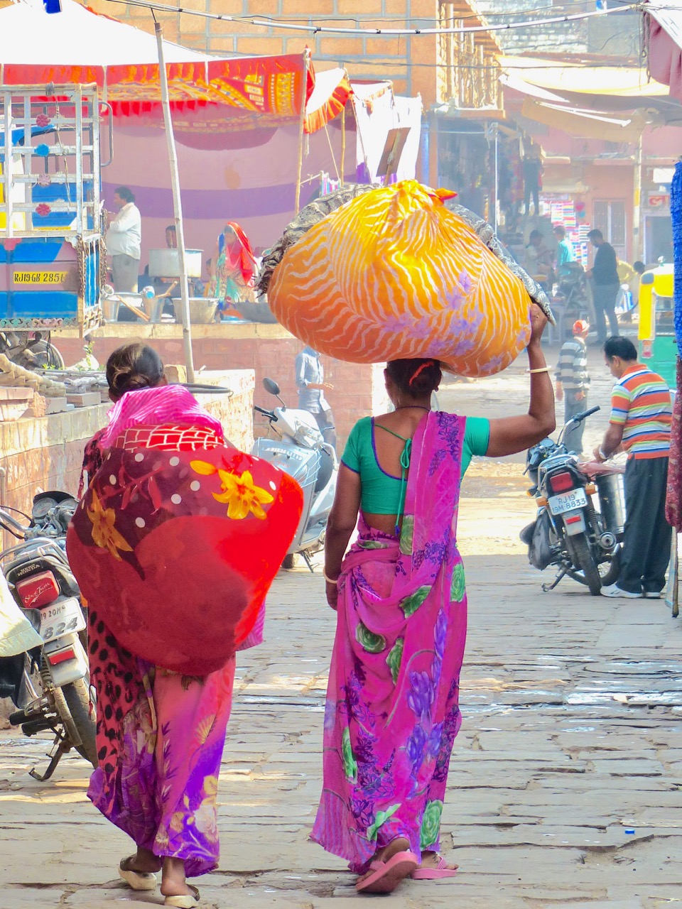 Les couleurs de la rue en Inde Les couleurs de la rue en Inde