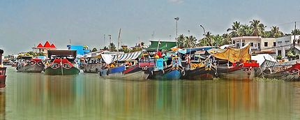 Marché flottant de Cai Bè