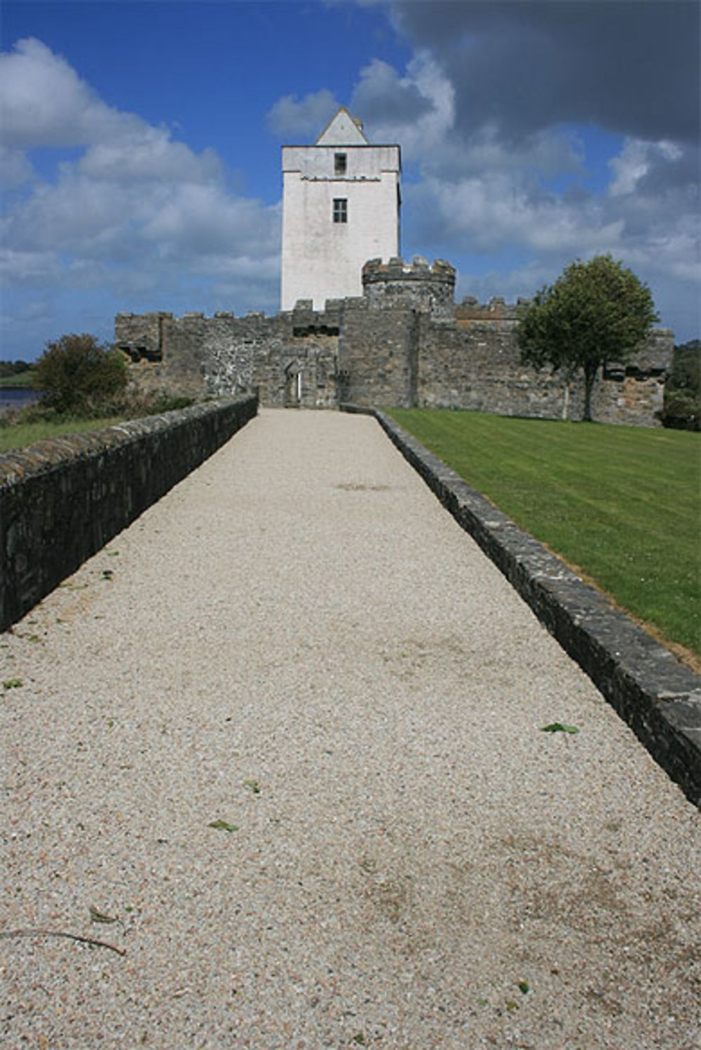 Doe Castle