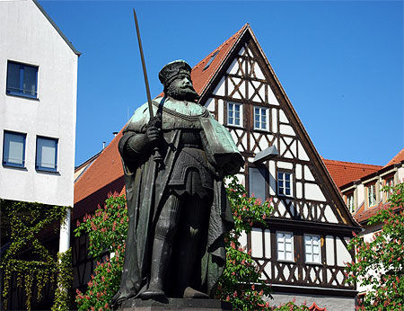 La statue du prince électeur Johann-Friedrich 1