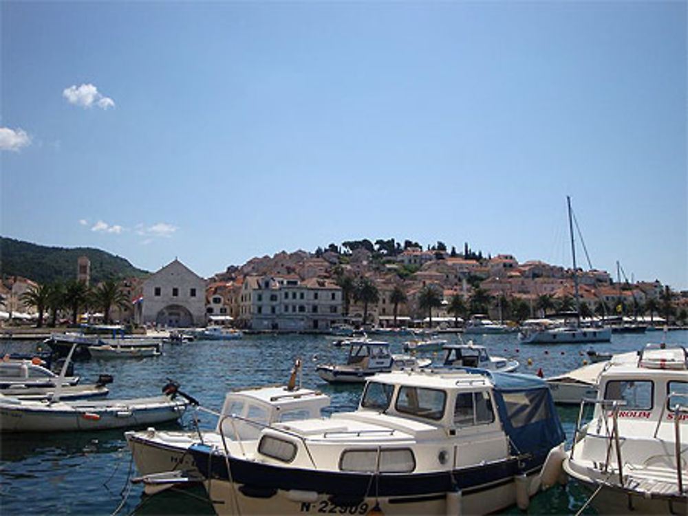 Hvar, balade le long des quais