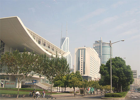 Opéra de Shanghaï (de l'architecte français Charpentier) Opéra de Shanghaï (de l'architecte français Charpentier)