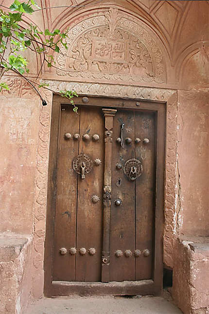 Une très belle porte du village d'Abyaneh