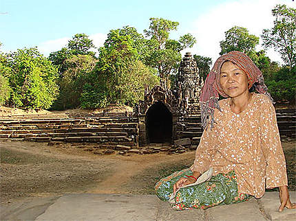 Femme Khmère à Angkor