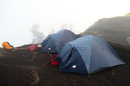 Campement au Mont Rinjani