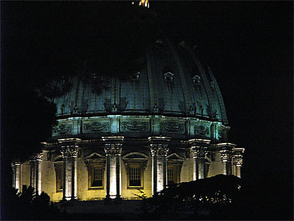 Vatican la nuit